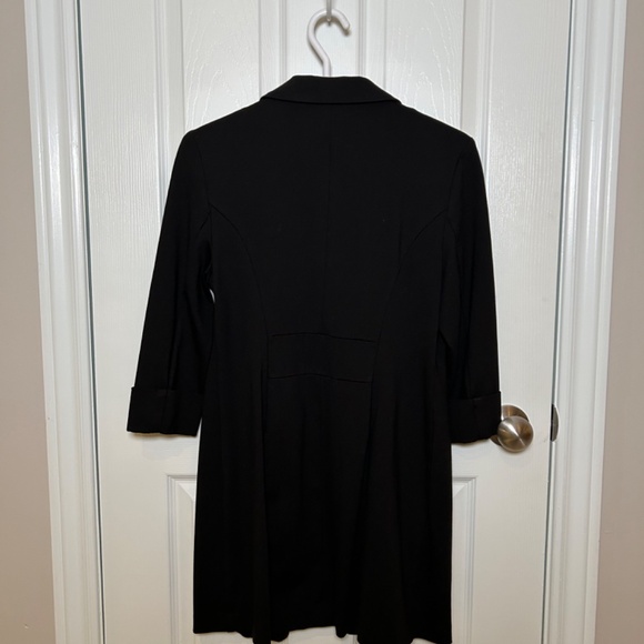 Le Château Blazer - Picture 2 of 3